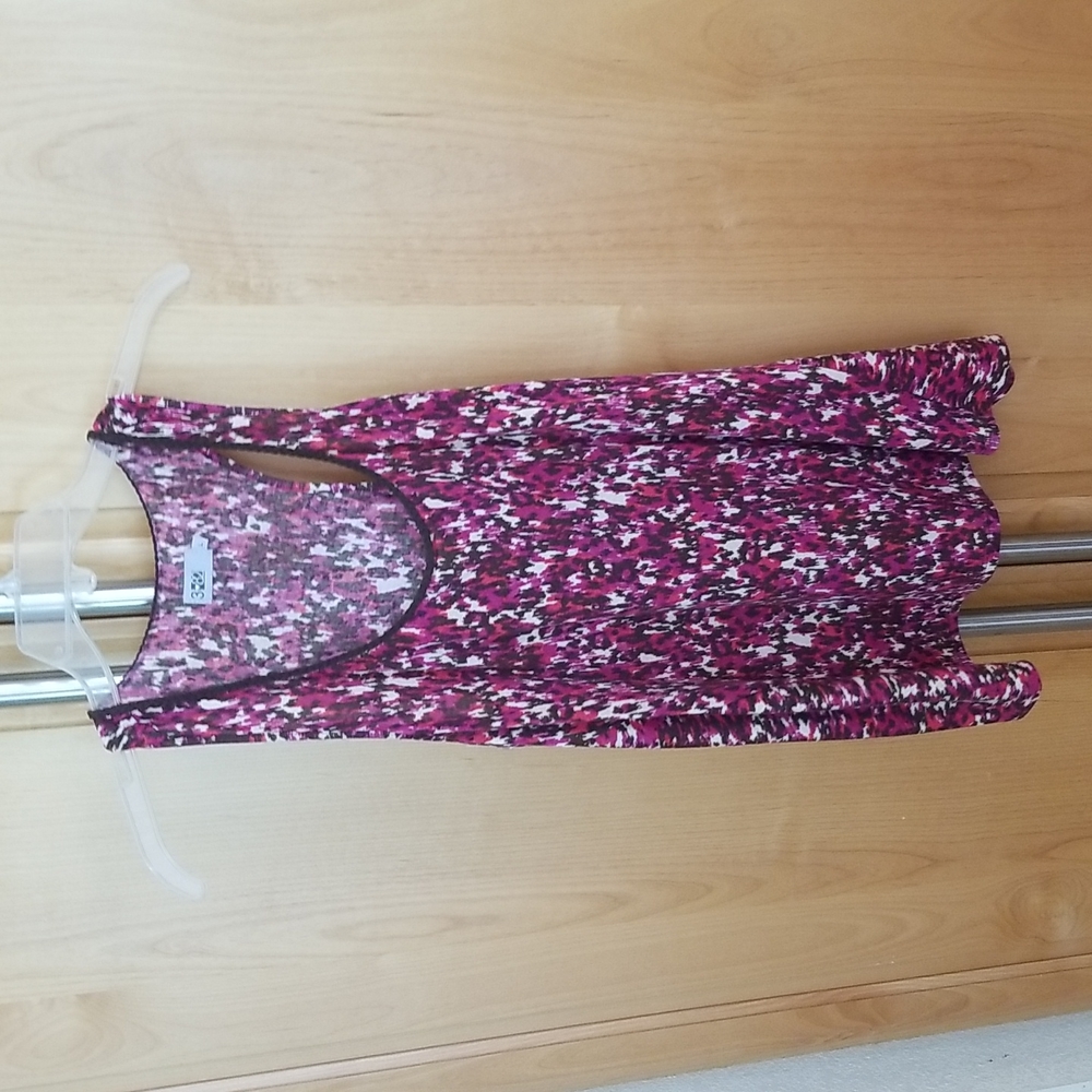 382 womens racer back top size L NWOT